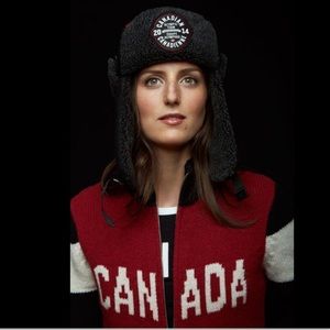 🛑 SOLD! CANADA OLYMPIC WOOL CARDIGAN SWEATER